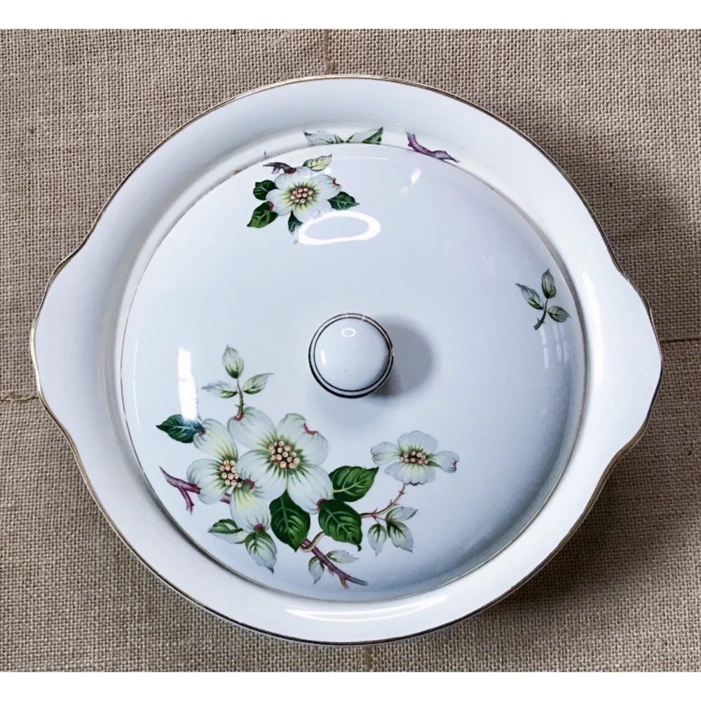 Vintage Johnson Brothers Moderne Dogwood Floral Covered Vegetable Dish Botanical